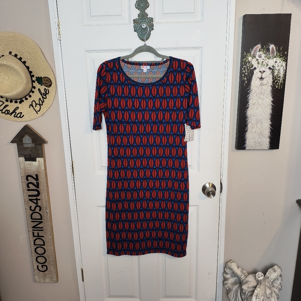 LuLaRoe JULIA Dress Red & BLUE Leaf Print Stretch Shift Pretty WOMENS L  NWT